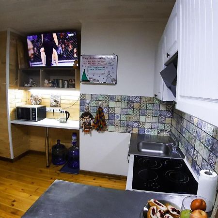 Отель "Swallow House" Tjerkasy Eksteriør billede