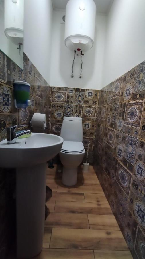 Отель "Swallow House" Tjerkasy Eksteriør billede